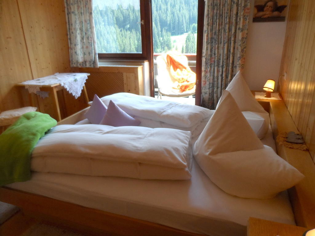 Apartamento Haus Brunneck Warth  Habitación foto
